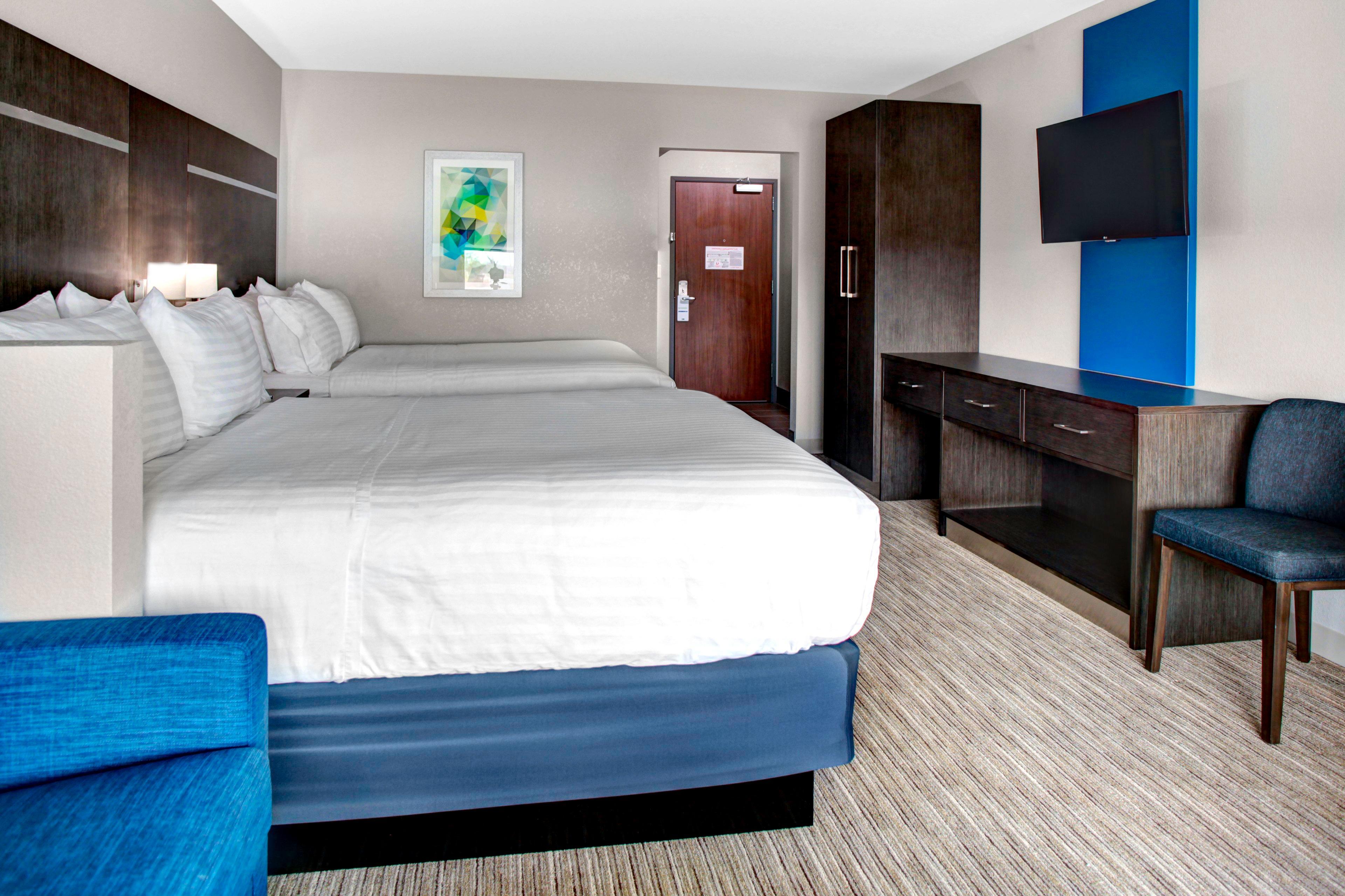 Holiday Inn Express & Suites Coldwater By Ihg Экстерьер фото